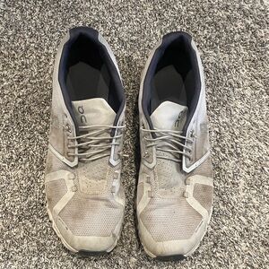 On Running Men's Light Gray Athletic Shoes